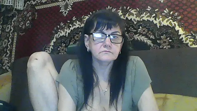 Snapshot of AlanaLaDream chatting on November 9, 1:20 pm AlanaLaDream online show from November 9, 1:20 pm