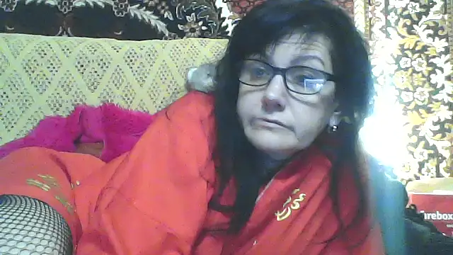 Snapshot of AlanaLaDream chatting on February 14, 5:43 pm AlanaLaDream online show from February 14, 5:43 pm