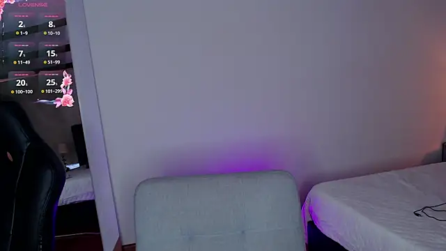 Snapshot of Thea_Aphros_ chatting on January 17, 9:39 pm Thea Aphros online show from January 17, 9:39 pm