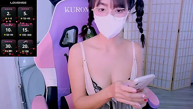 desiregirl69 online show from February 10, 3:42 pm