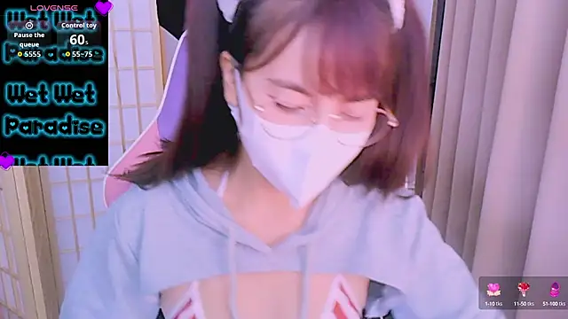 desiregirl69 online show from September 26, 3:38 pm