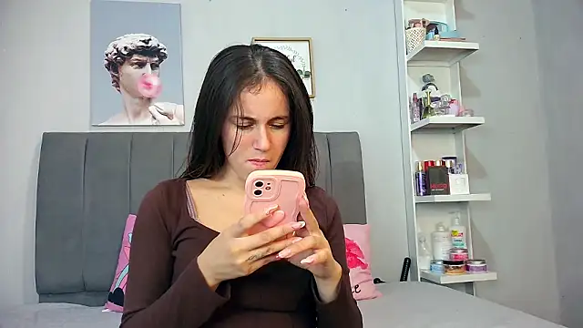 Snapshot of naughtyloverss chatting on February 3, 3:06 pm naughtyloverss online show from February 3, 3:06 pm