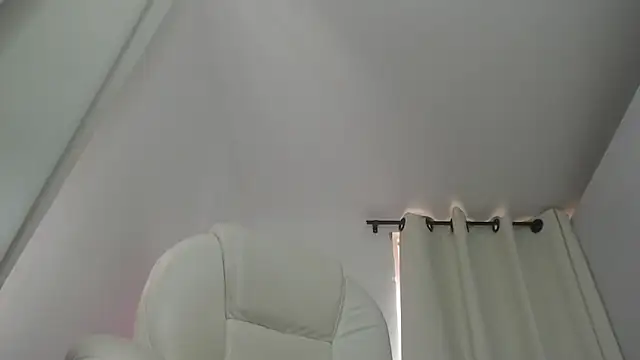 Abby Halliwey online show from February 24, 5:42 pm