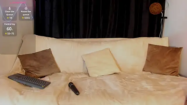 Snapshot of Gisell_s chatting on December 11, 9:45 pm Gisell s online show from December 11, 9:45 pm