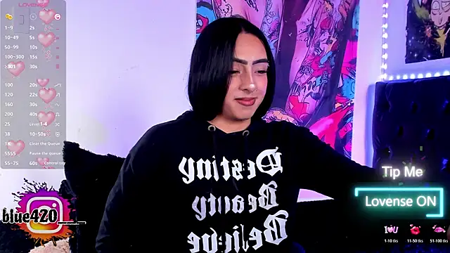 Skyler  blue4 online show from December 20, 4:58 pm