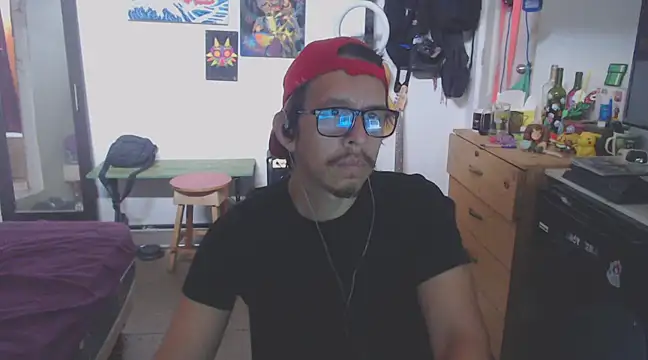 Snapshot of Pit_xxz chatting on February 11, 6:01 pm Pit xxz online show from February 11, 6:01 pm