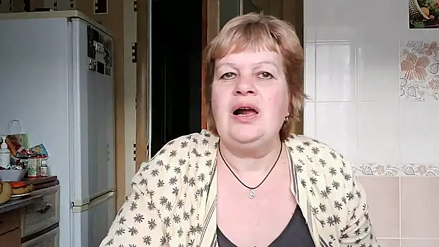 Ettie Tonia online show from March 6, 2:40 pm