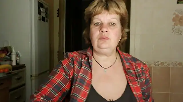 Ettie Tonia online show from March 15, 5:04 pm