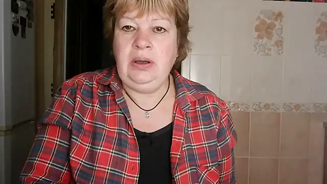 Ettie Tonia online show from January 14, 5:13 am