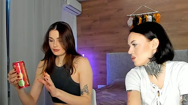 KeithTown online show from February 2, 8:13 am