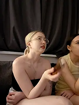 KeithTown online show from February 17, 5:08 pm