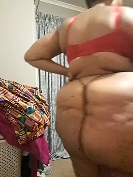 Snapshot of thicktash chatting on February 3, 6:35 pm thicktash online show from February 3, 6:35 pm