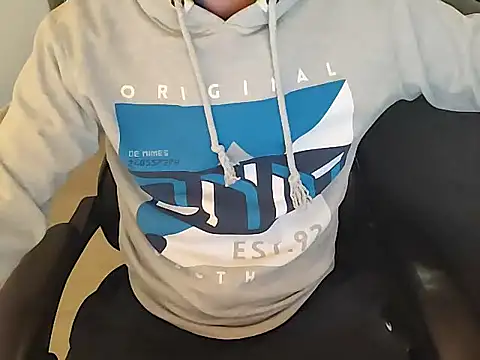 jayb0y61 online show from December 11, 3:13 am