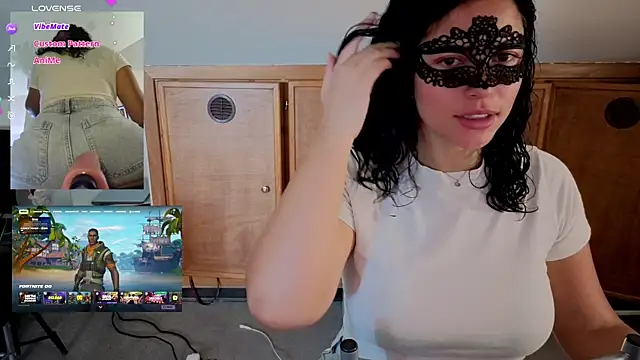 salomea r online show from April 17, 12:19 pm