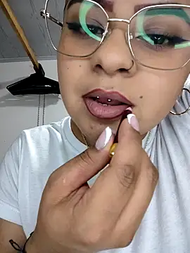 Princess Lau online show from April 18, 2:37 am