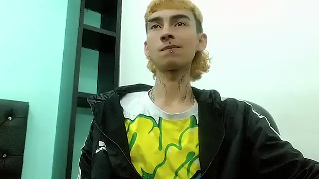 ttimy x boy online show from March 12, 7:20 pm