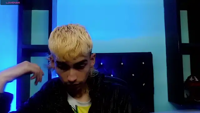 ttimy x boy online show from March 30, 8:21 pm