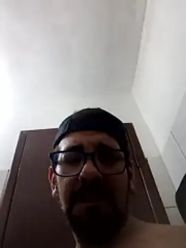 Snapshot of Gostozim7 chatting on May 20, 6:03 pm Gostozim7 online show from May 20, 6:03 pm