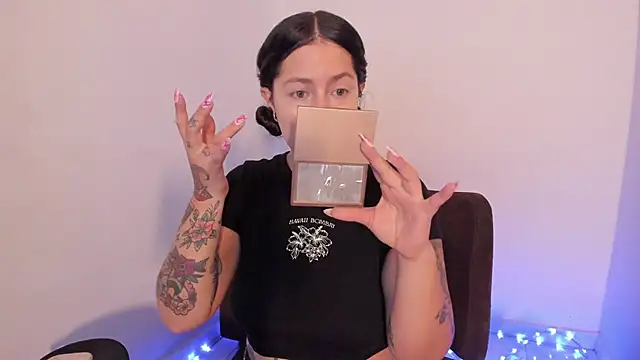 badsombra online show from February 7, 6:22 pm