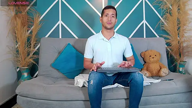 zaid lion online show from March 3, 12:48 pm