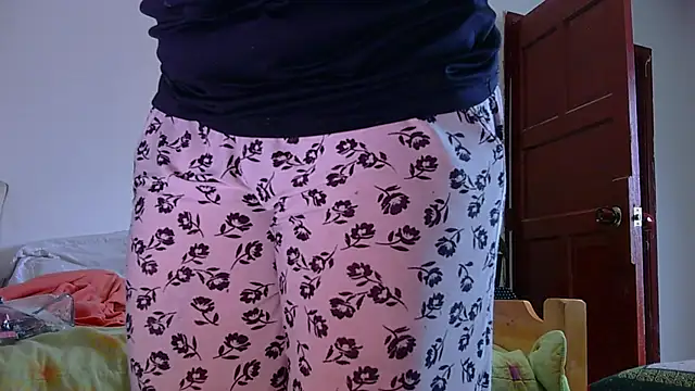 Miss oliviaa online show from February 23, 7:07 pm