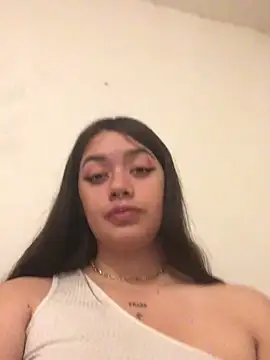 Miss oliviaa online show from March 22, 6:36 pm