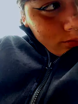 Miss oliviaa online show from September 16, 4:08 pm