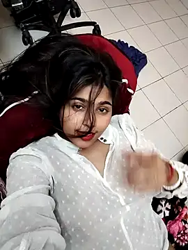 Snapshot of Sweet-Rani chatting on April 13, 4:56 pm Sweet-Rani online show from April 13, 4:56 pm