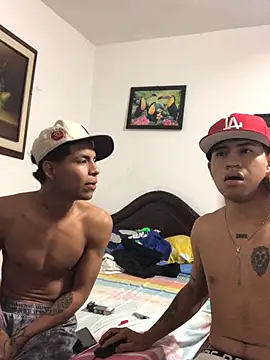 Snapshot of logannth chatting on February 5, 4:17 am logannth online show from February 5, 4:17 am