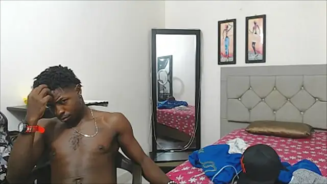 Snapshot of logannth chatting on February 25, 6:39 pm logannth online show from February 25, 6:39 pm