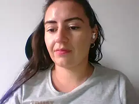  karlie kloss  online show from January 20, 10:04 pm