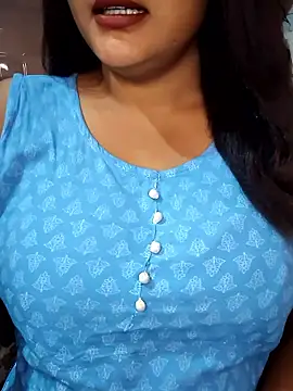 Snapshot of cutepragya2 chatting on January 15, 7:02 am cutepragya2 online show from January 15, 7:02 am