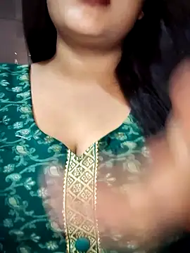 Snapshot of cutepragya2 chatting on March 29, 5:40 am cutepragya2 online show from March 29, 5:40 am