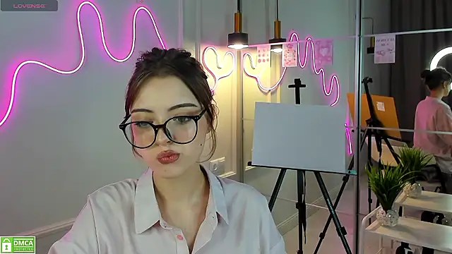 Snapshot of ellyford chatting on December 3, 1:21 pm ellyford online show from December 3, 1:21 pm