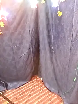 Stripy Doll online show from January 16, 4:39 pm