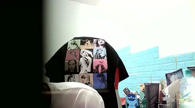 thisisbook 223 online show from February 3, 6:49 pm