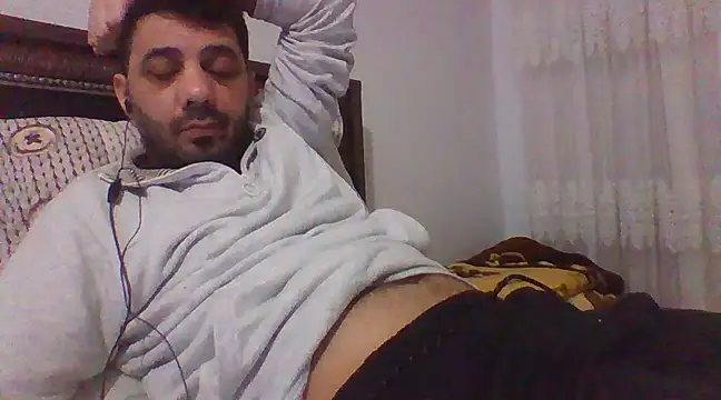 Snapshot of Sexyy_Mann34 chatting on February 15, 8:43 pm Sexyy Mann34 online show from February 15, 8:43 pm