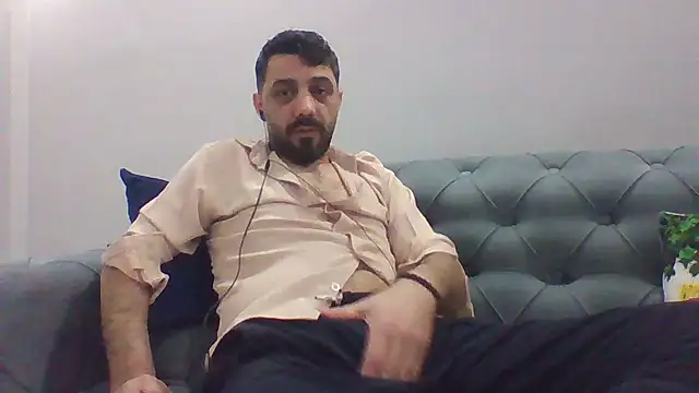 Snapshot of Sexyy_Mann34 chatting on April 17, 7:28 pm Sexyy Mann34 online show from April 17, 7:28 pm