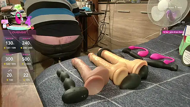 misteryman1956 online show from September 27, 3:50 pm