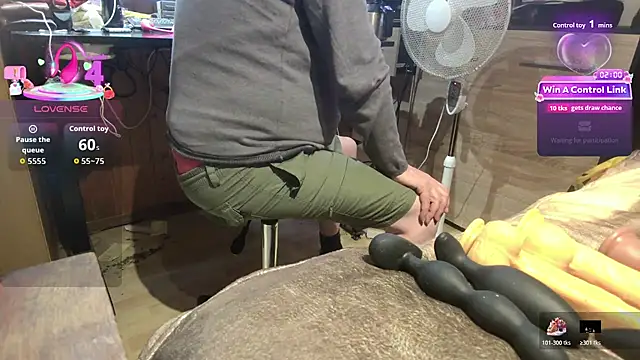 Snapshot of misteryman1956 chatting on July 22, 3:59 pm misteryman1956 online show from July 22, 3:59 pm