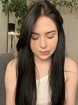 Snapshot of _SweetCandyy chatting on February 19, 8:20 pm SweetCandyy online show from February 19, 8:20 pm