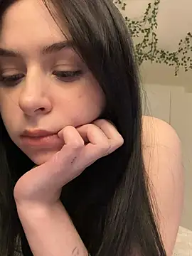 Snapshot of _SweetCandyy chatting on February 28, 3:37 am SweetCandyy online show from February 28, 3:37 am