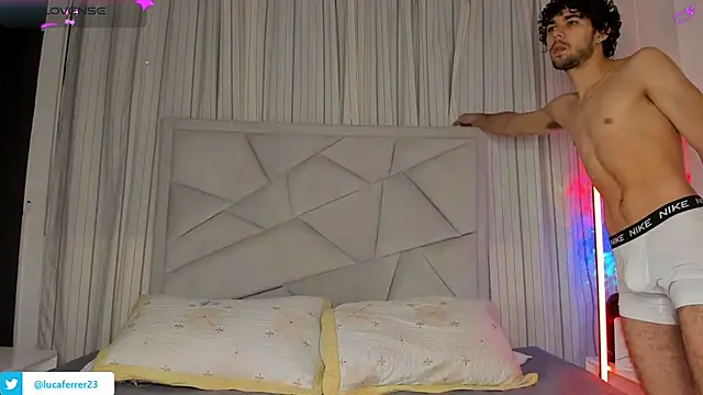 Luca ferrer  online show from March 3, 3:23 am