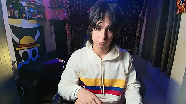Snapshot of kairozz chatting on June 17, 10:39 am kairozz online show from June 17, 10:39 am