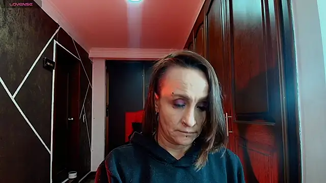 NatashaMason  online show from February 19, 11:49 am