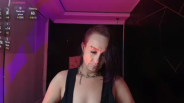 NatashaMason  online show from March 4, 11:40 am