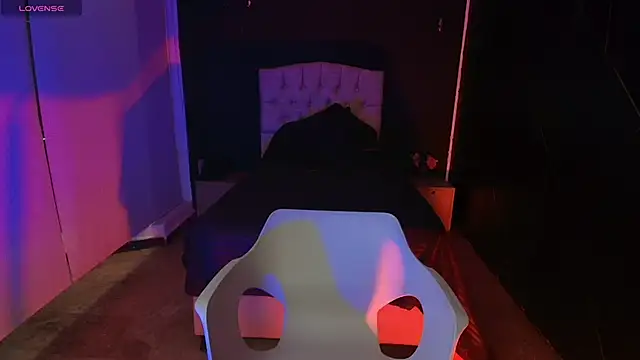 NatashaMason  online show from March 8, 11:48 am