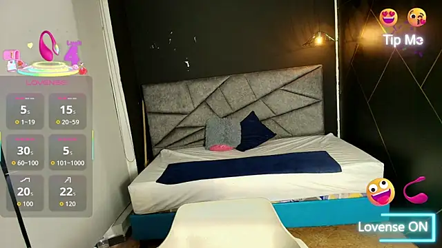 NatashaMason  online show from October 3, 12:57 pm