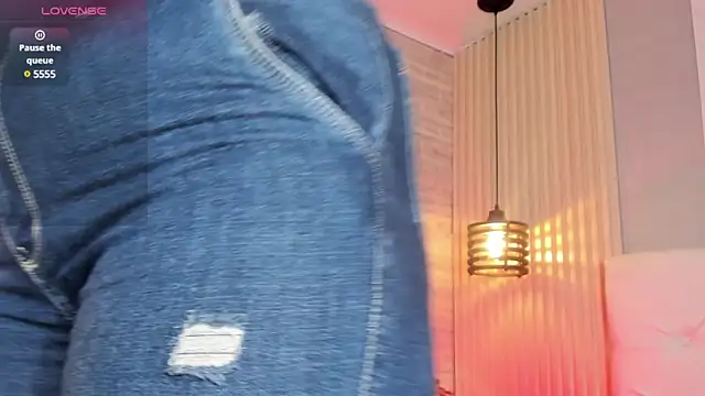 nicole  parker1 online show from February 22, 1:13 pm