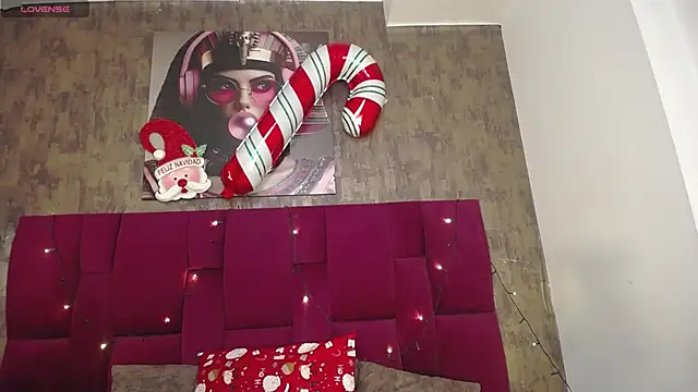 nicole  parker1 online show from December 18, 7:31 pm